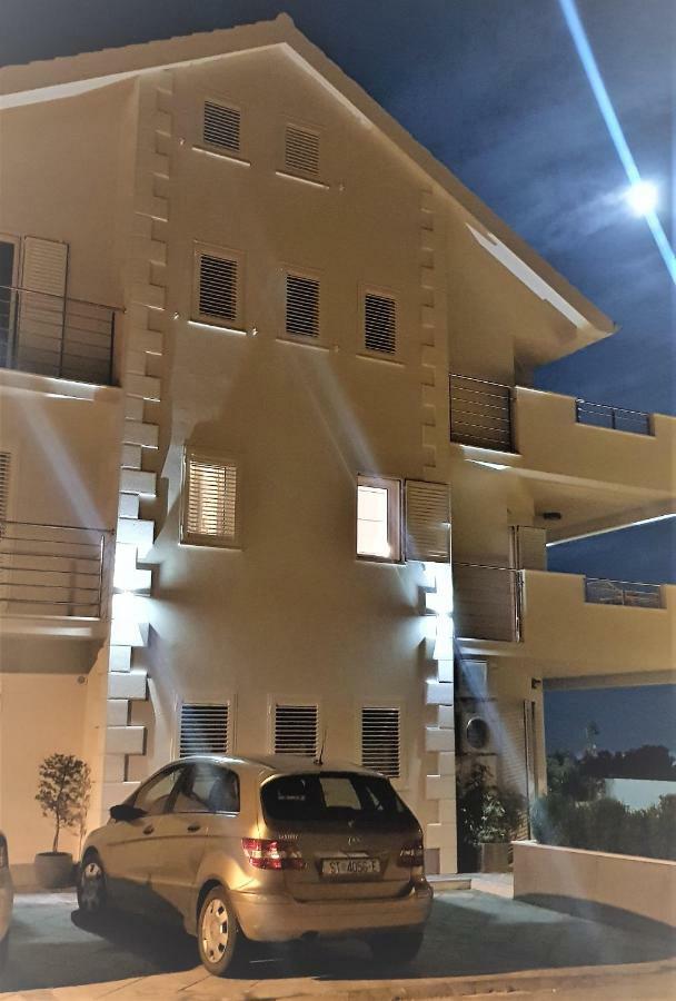 Hvar De Luxe 1 Homestay