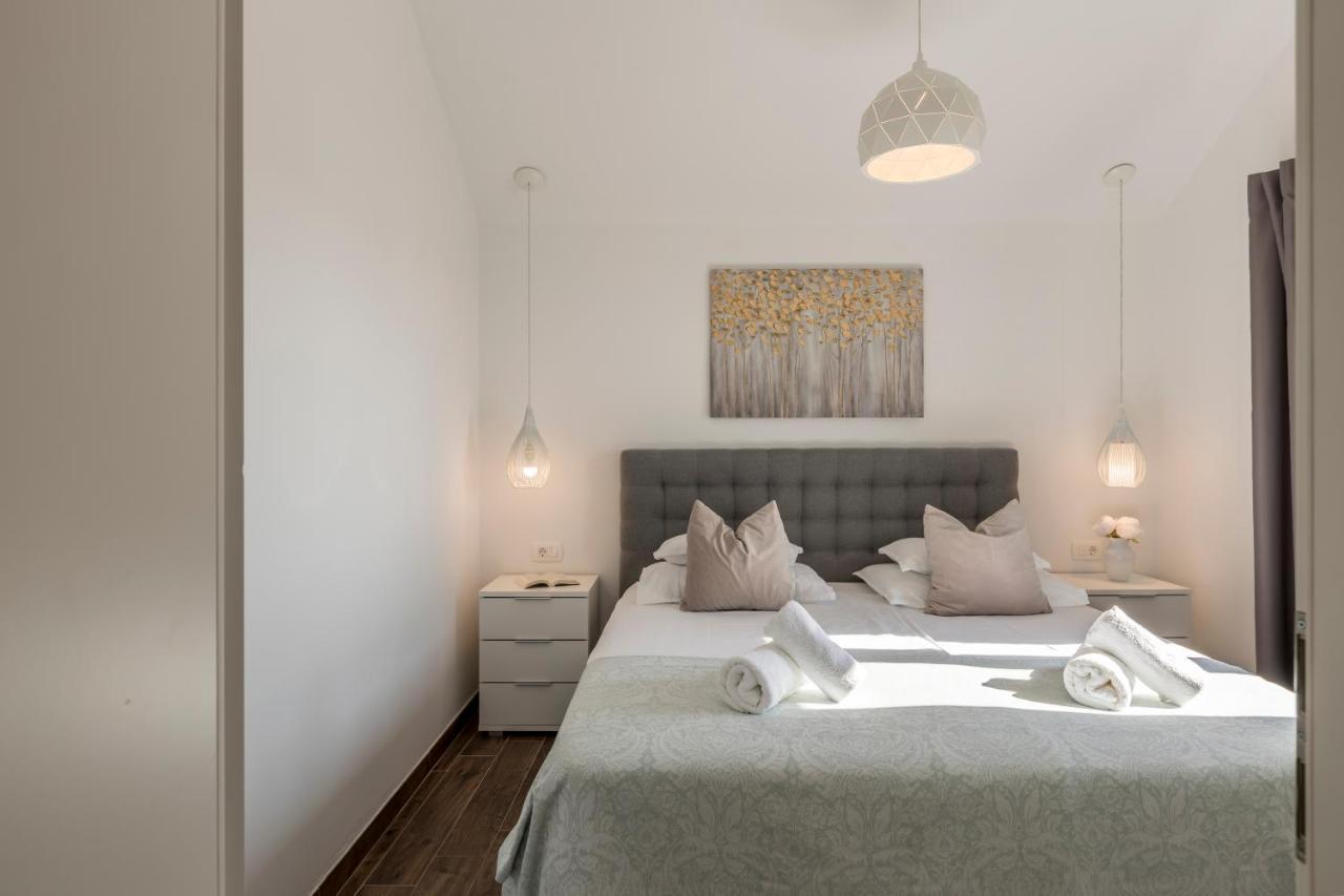 Hvar De Luxe 1 Ostanak kod kuće